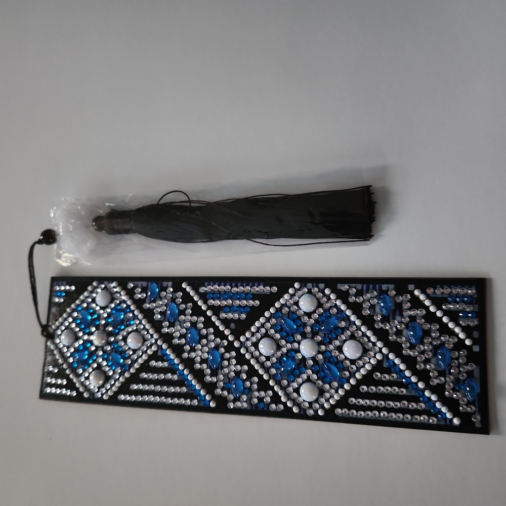 NWOT Diamond Painting Bookmark